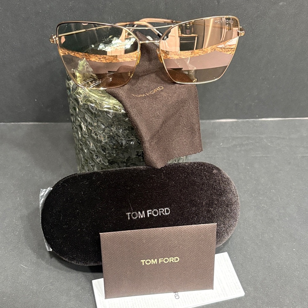 Tom Ford Rose Gold Eyewear